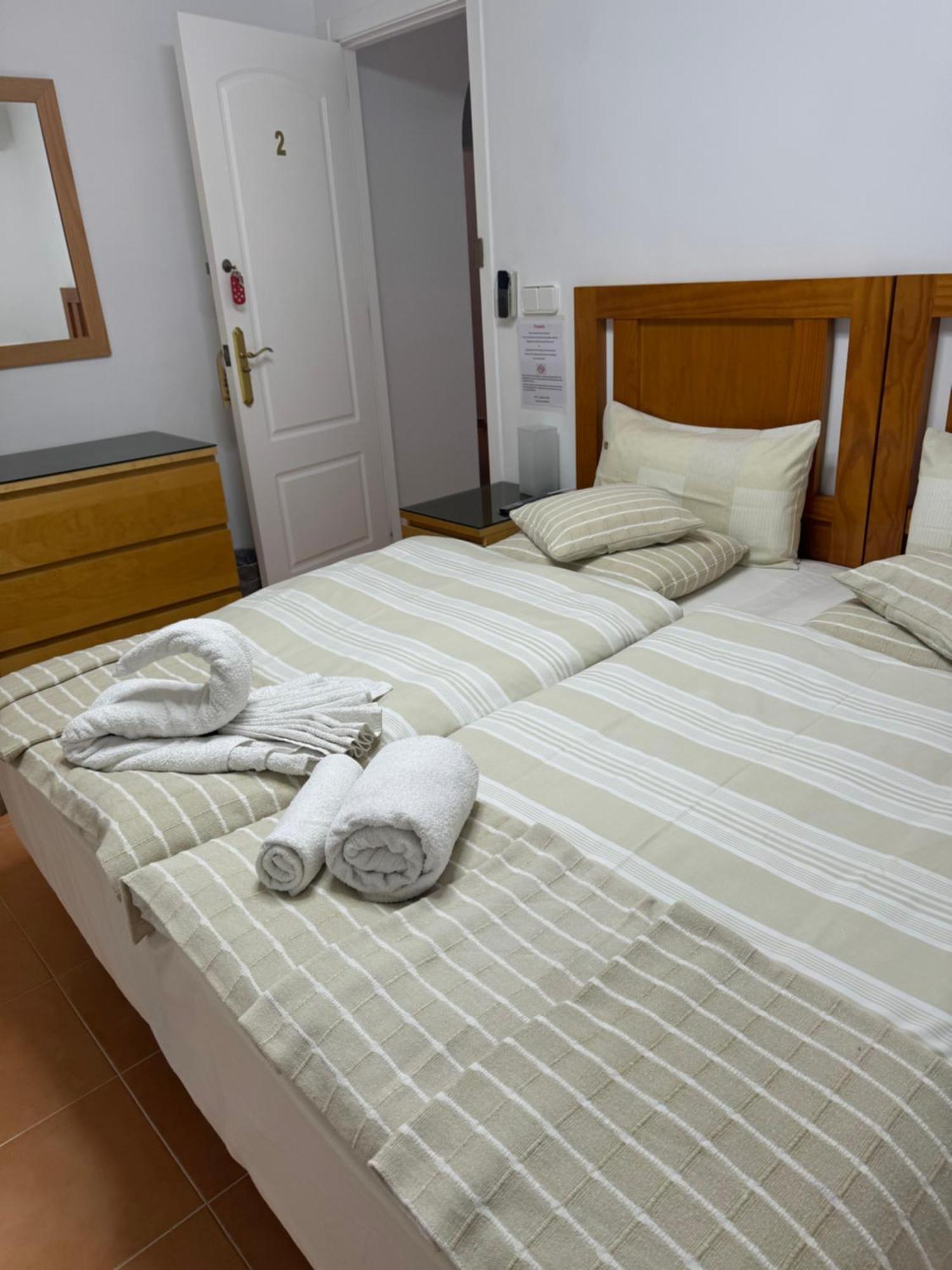 Bed and Breakfast Casa Lanjaron San Miguel De Salinas Exterior foto